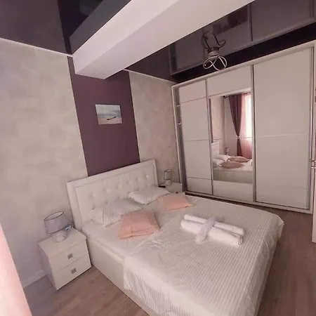 Aurora Apartament * Navodari
