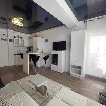 Apartment Aurora Apartament *